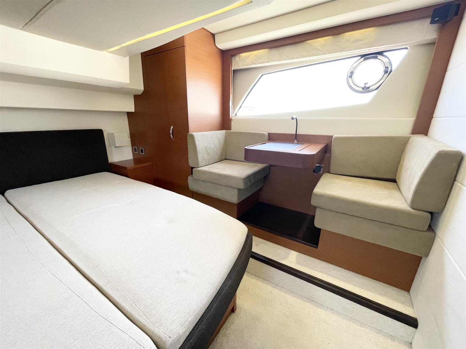 foto: 11 Prestige 500 S