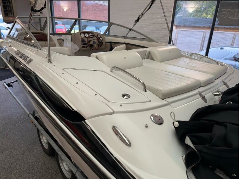 foto: 10 Four Winns  Horizon 210