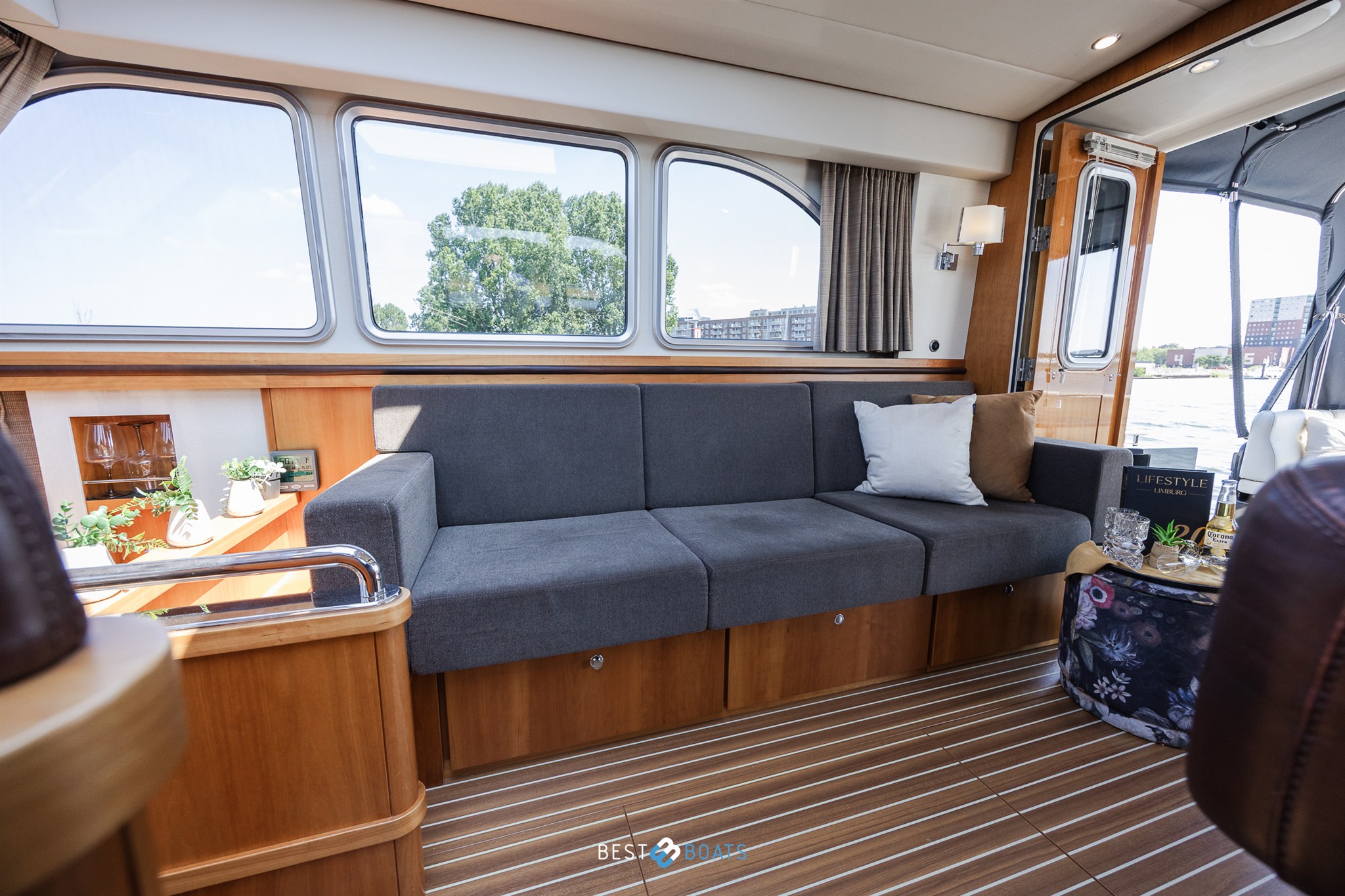 foto: 10 Linssen Grand Sturdy 470 Sedan Wheelhouse