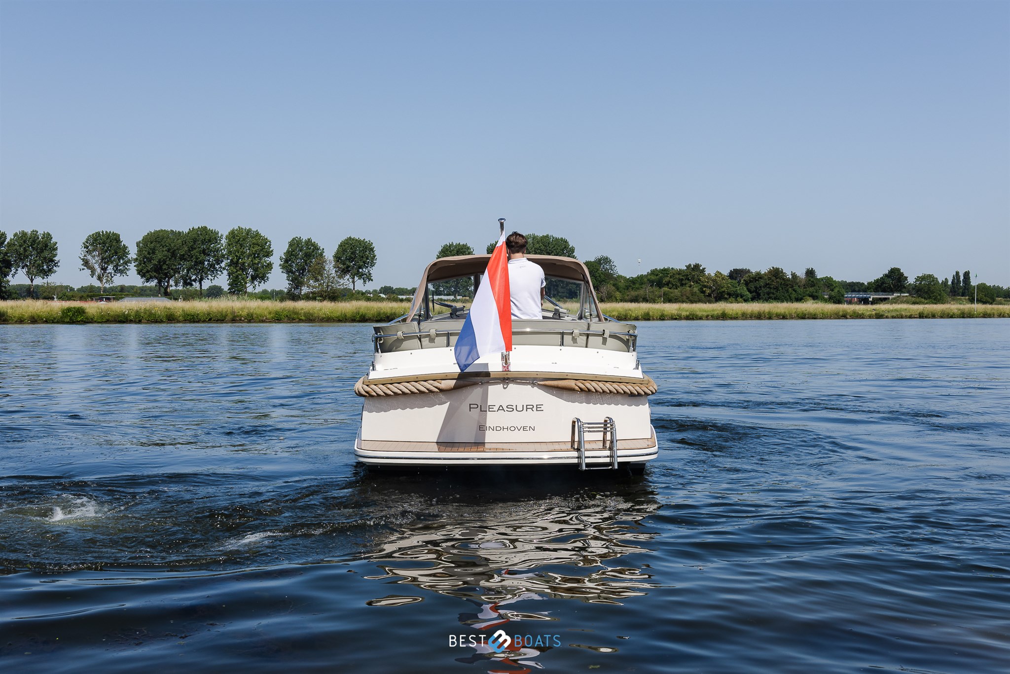 foto: 10 Interboat Intercruiser 27 Cabin