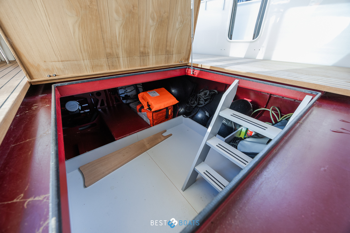 foto: 25 Linssen 40SL Sedan