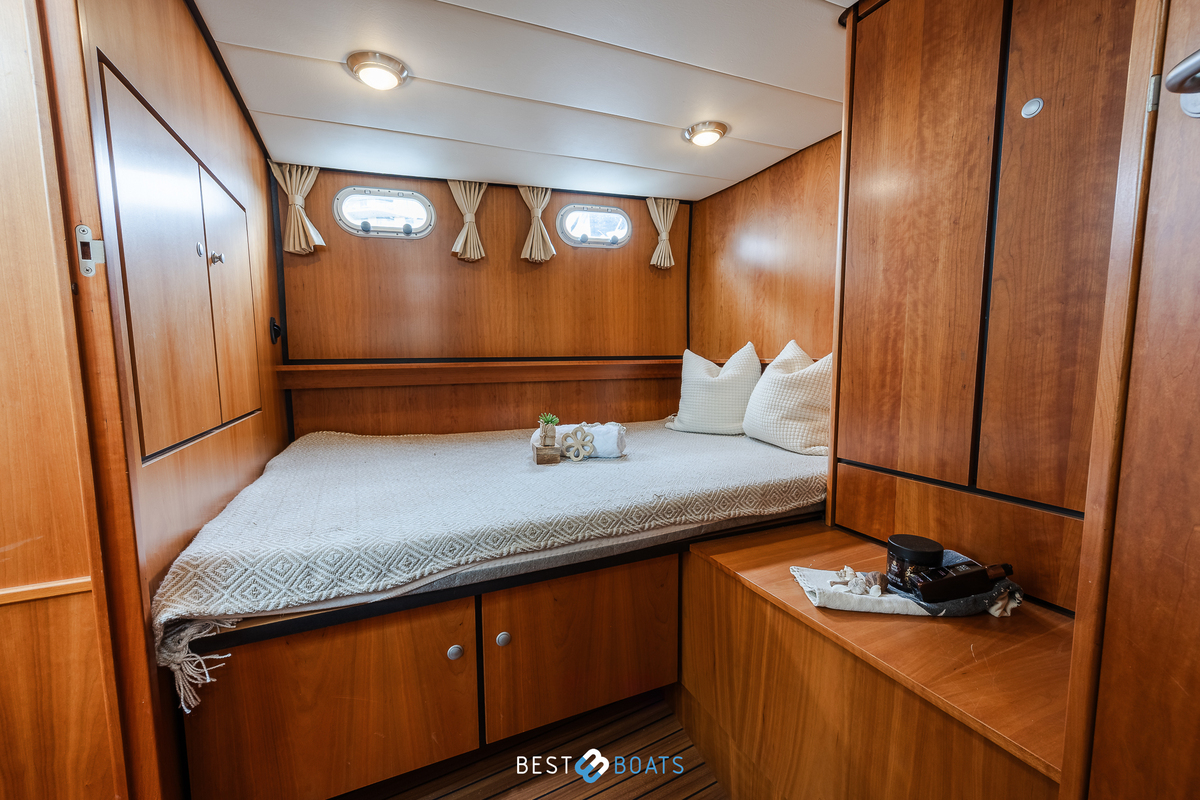 foto: 19 Linssen Grand Sturdy 34.9 AC
