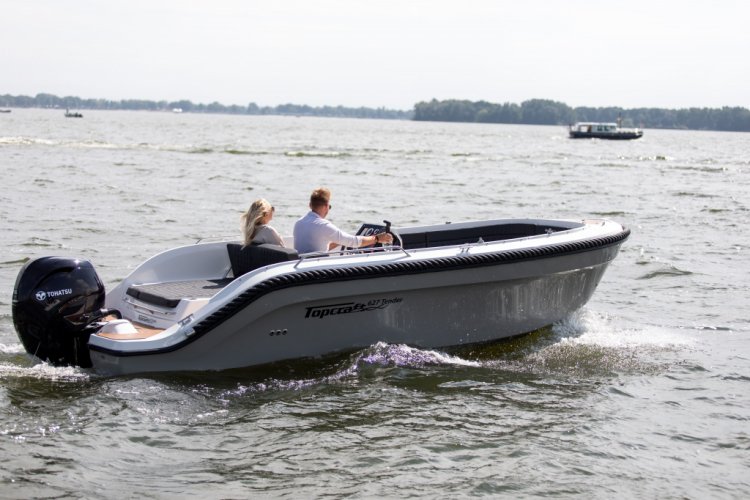 foto: 8 Topcraft 627 Tender