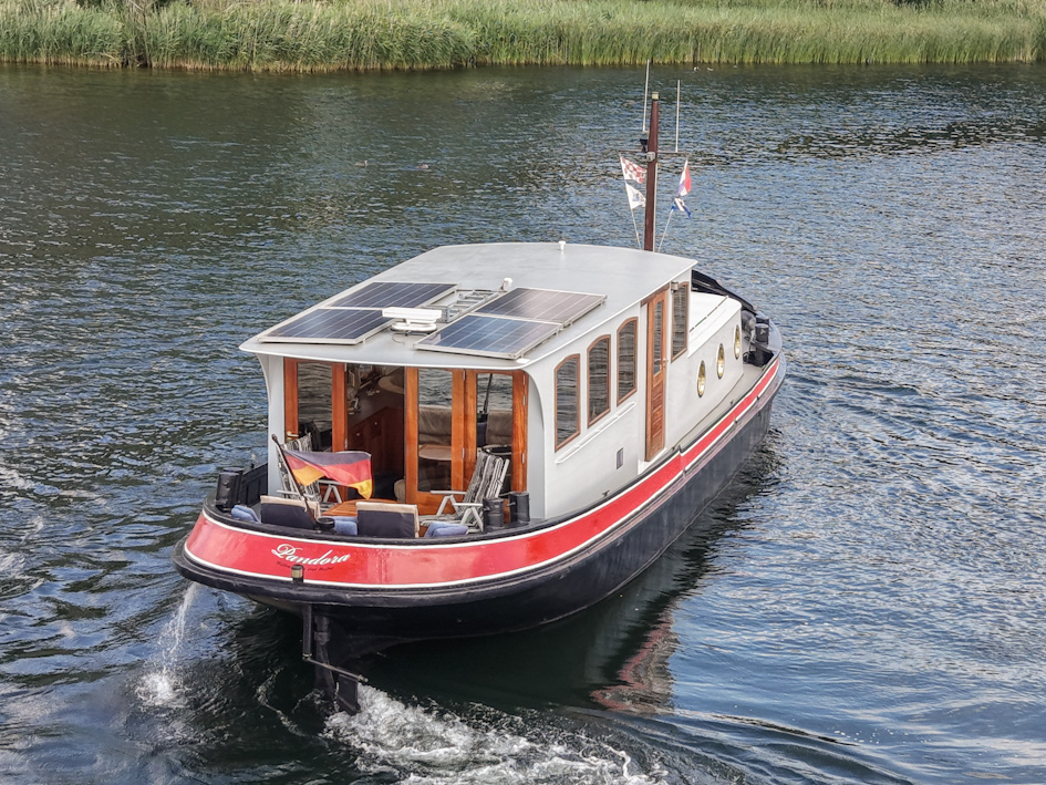 foto: 14 Luxe Motor 16.20 Deckhouse