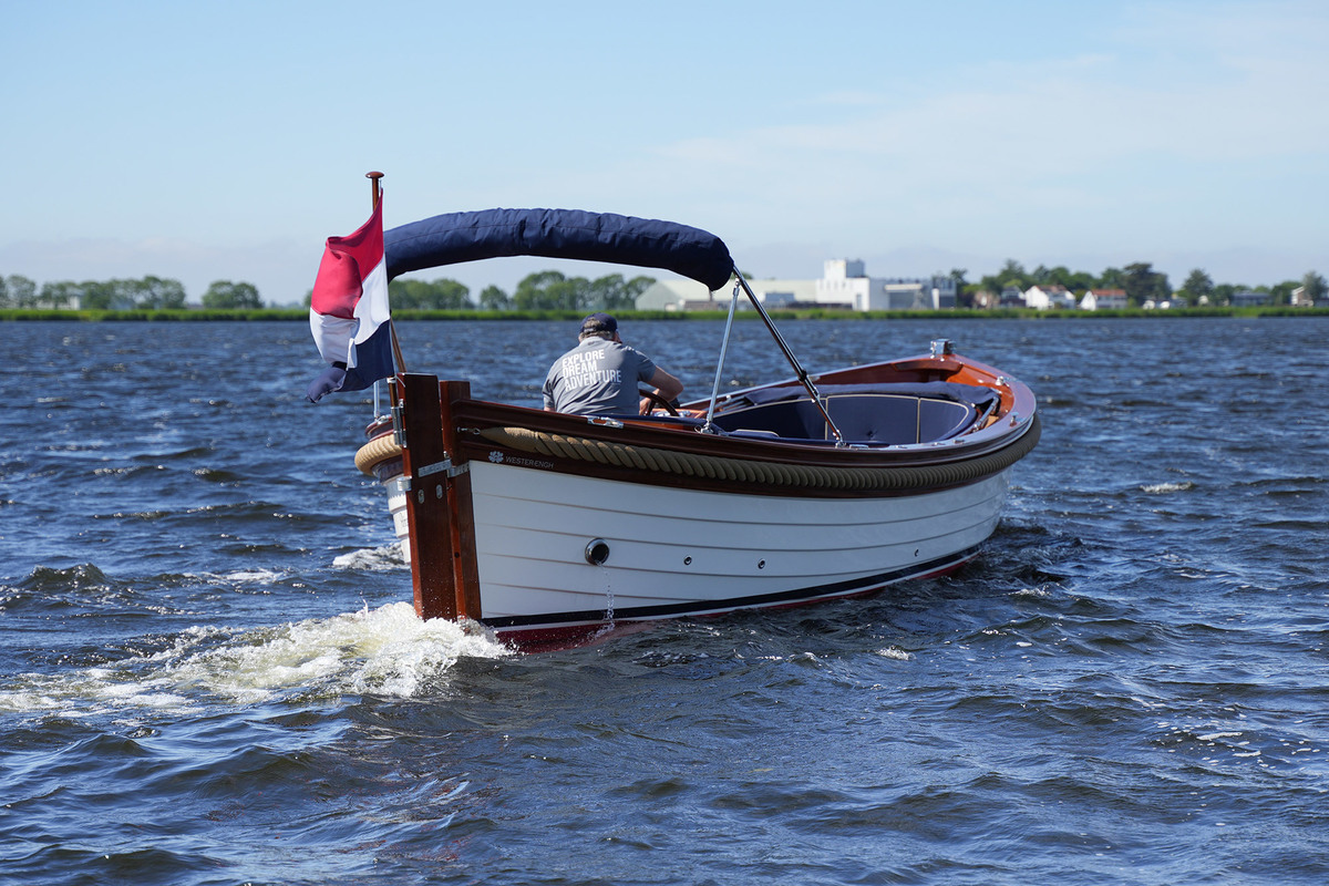 foto: 11 Wester Engh 800 classic