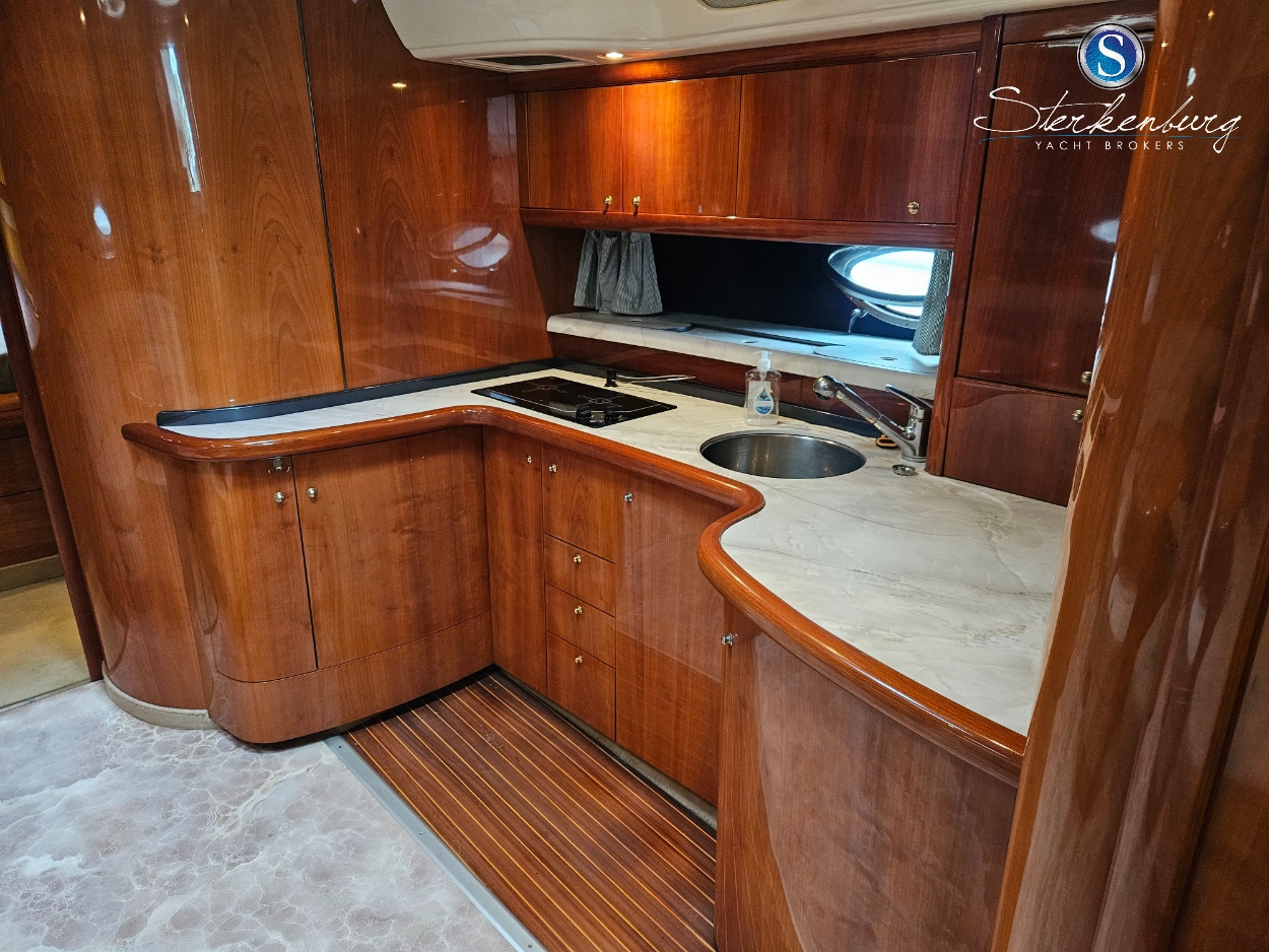 foto: 10 Cranchi 50 mediterranee