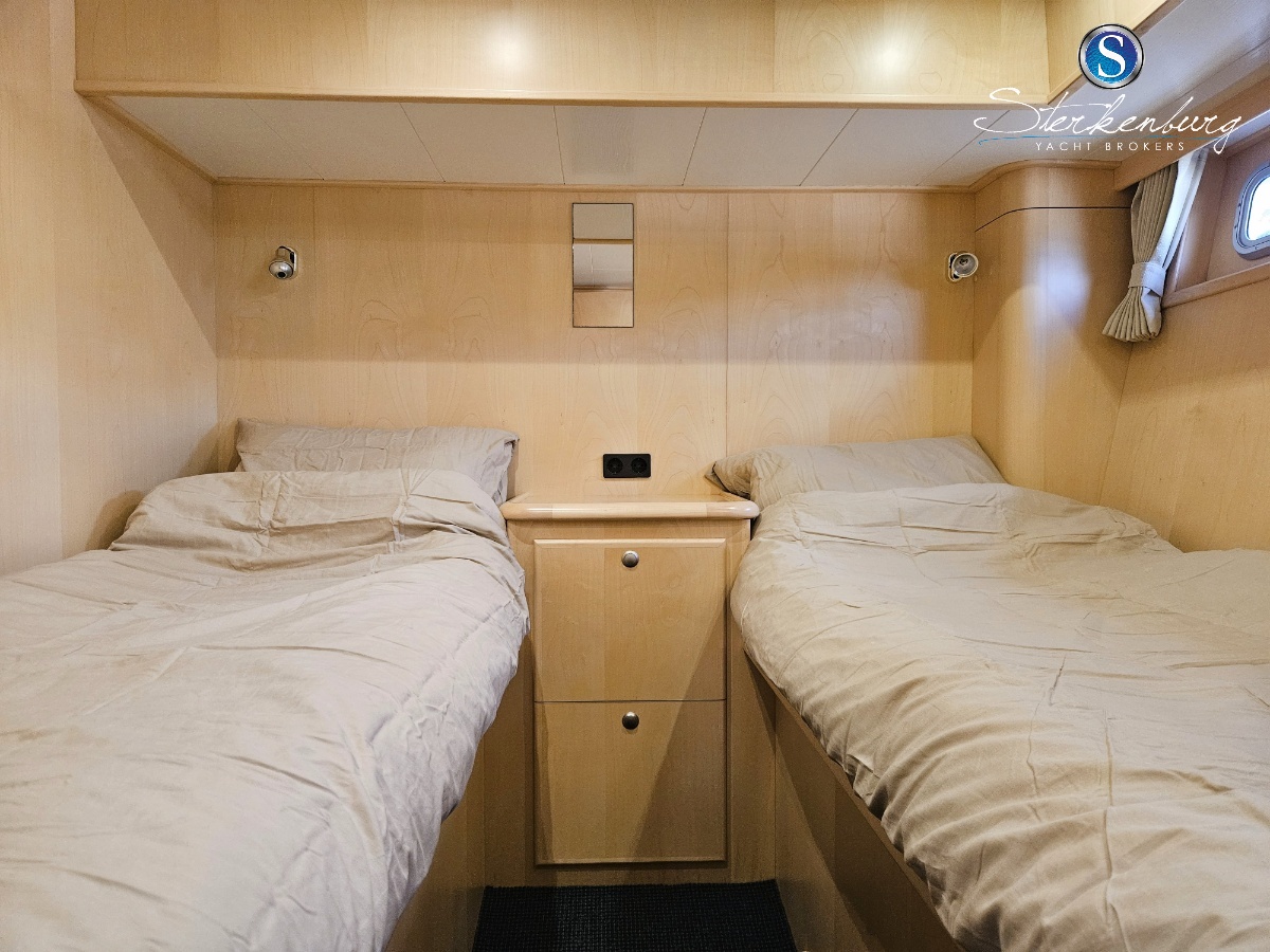 foto: 24 Almtrawler 1600 AD