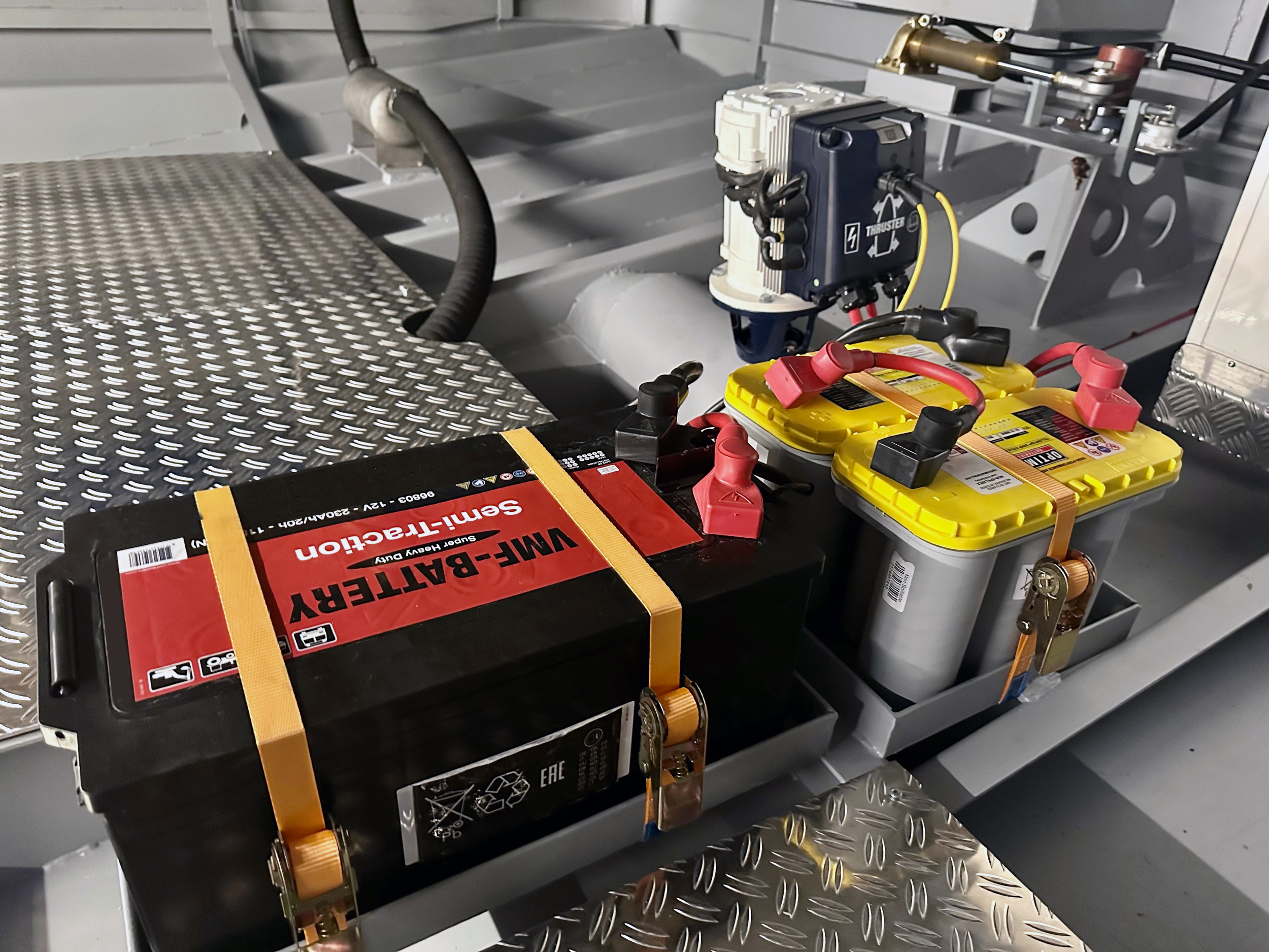 foto: 21 HOMESHIP VaarChalet In Amsterdam 1250D Luxe Houseboat