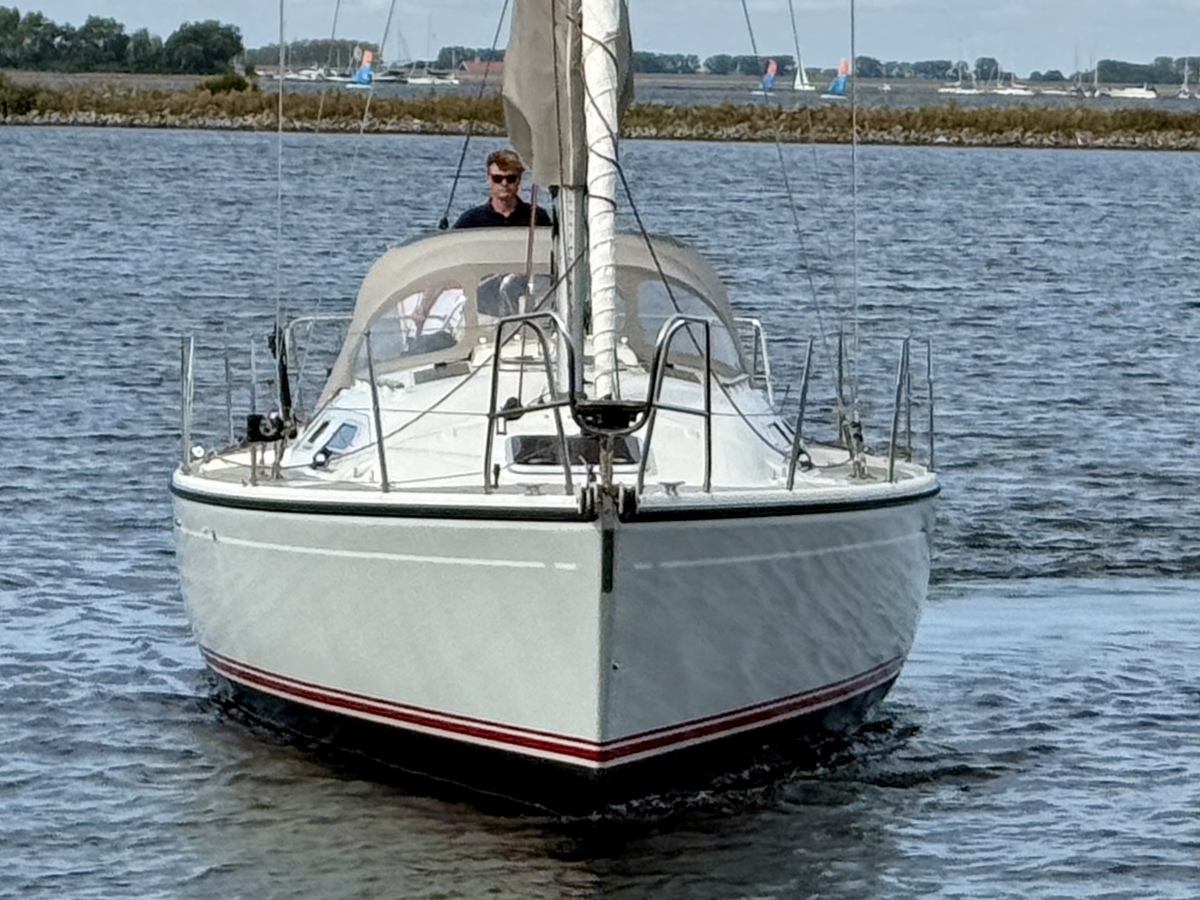 foto: 9 Dehler 37 cws 3-cabins