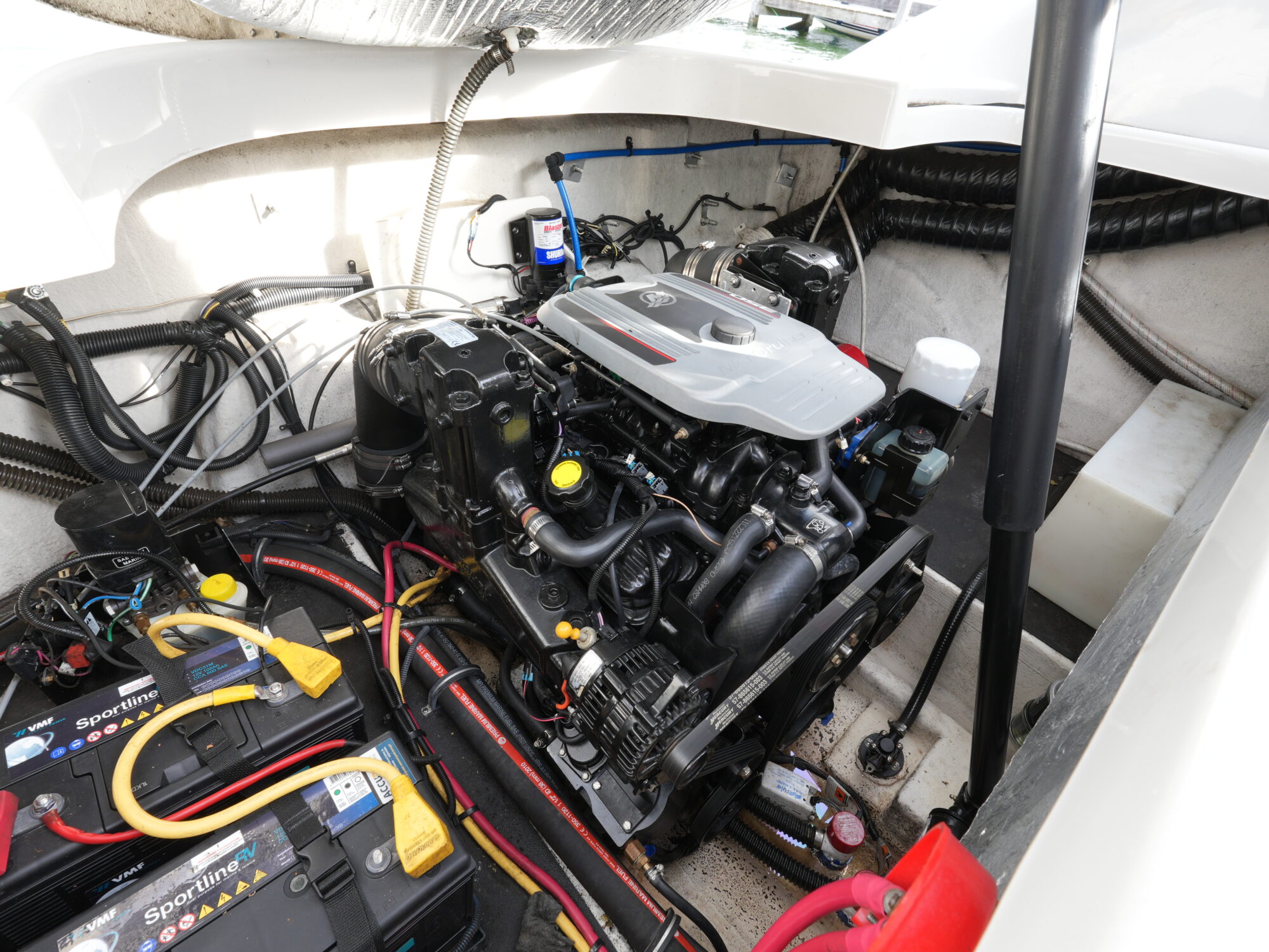 foto: 5 Crownline Crownline 265 SS