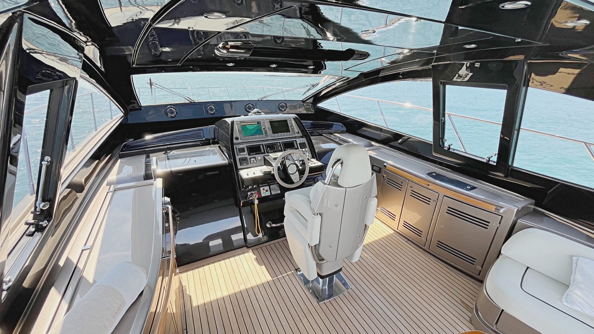 foto: 42 Riva 63 Vertigo #27