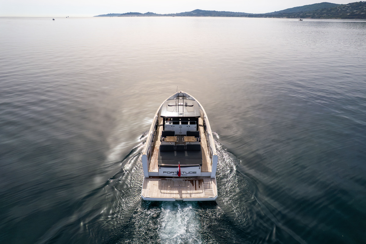 foto: 12 Fjord 44