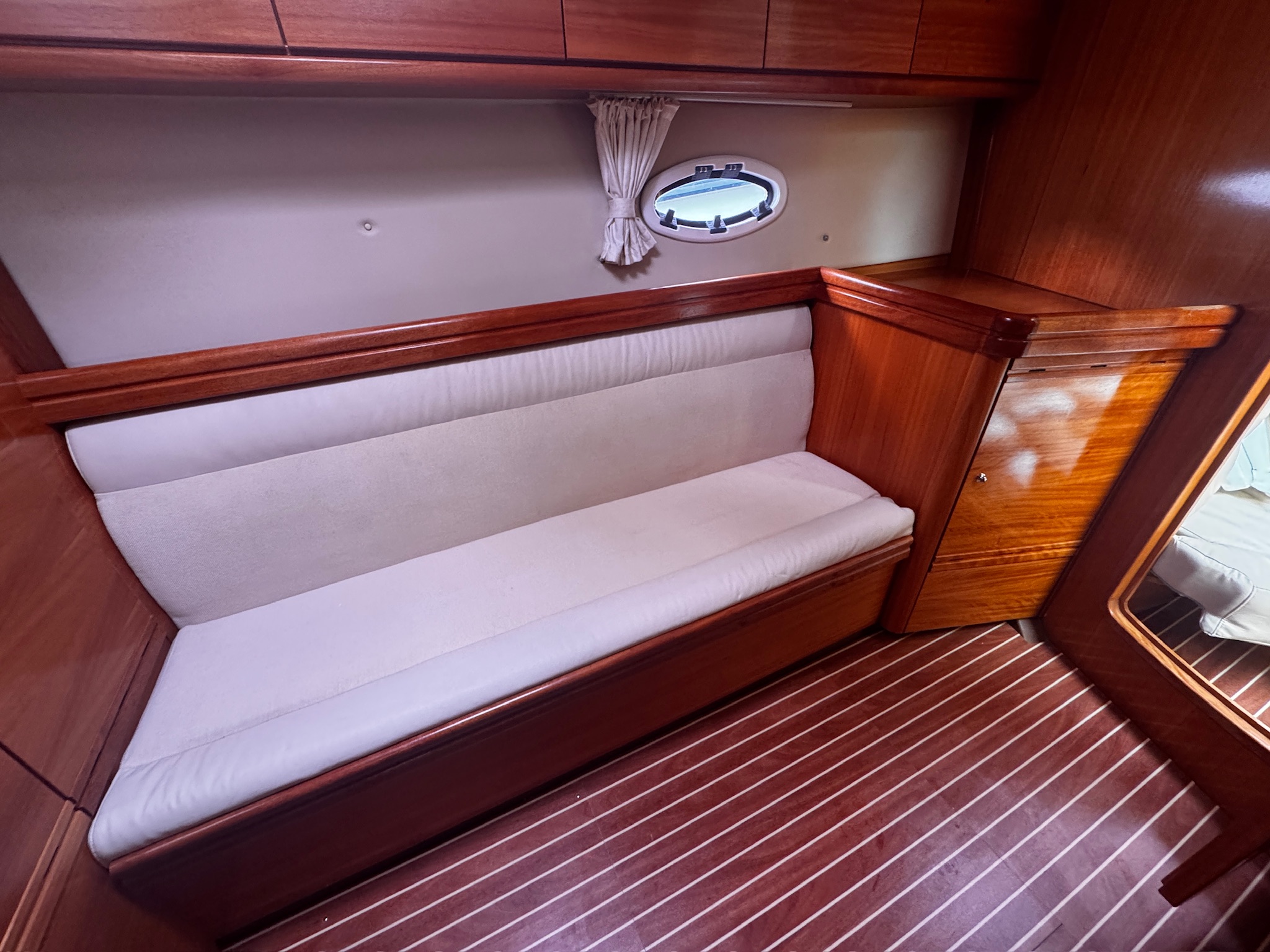 foto: 5 Bavaria 37 sport