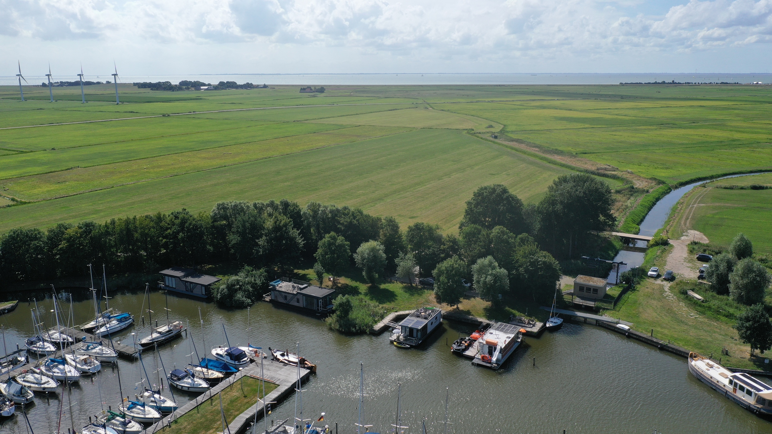 foto: 6 Campi 400 Houseboat Met Ligplaats En Chartermogelijkheid