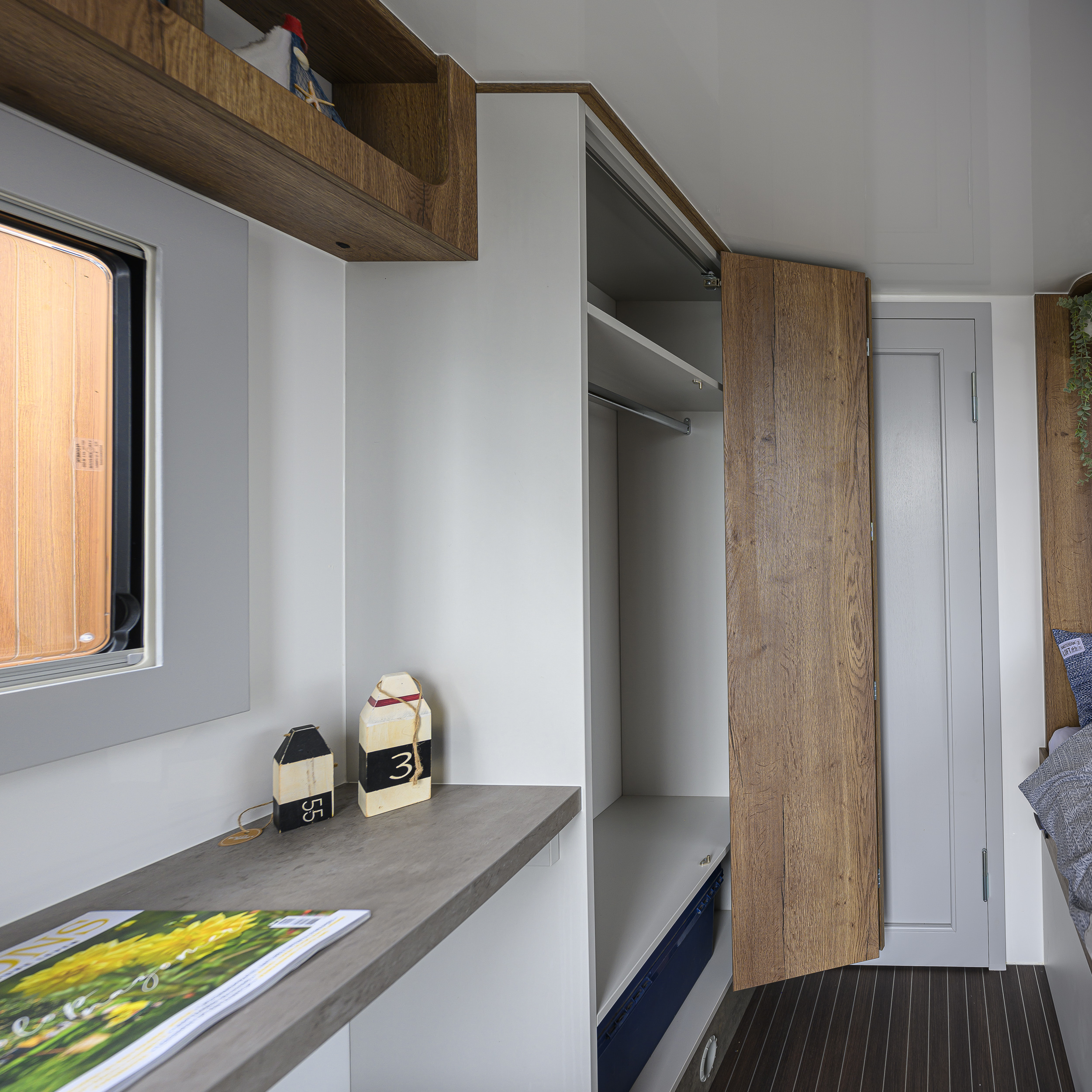 foto: 11 Flexmobil Houseboat Insula