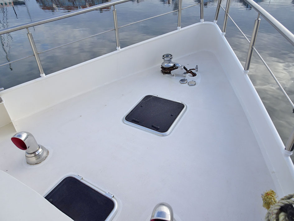 foto: 21 Trawlerjacht 48, zeegaand