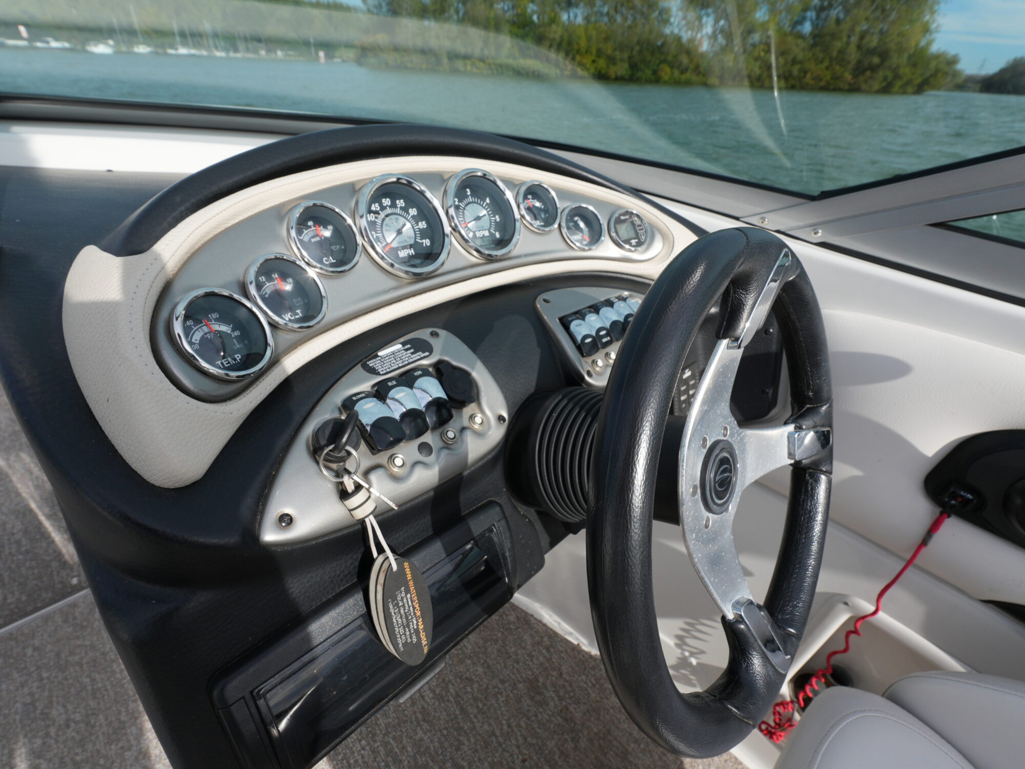 foto: 11 Crownline Crownline 265 SS