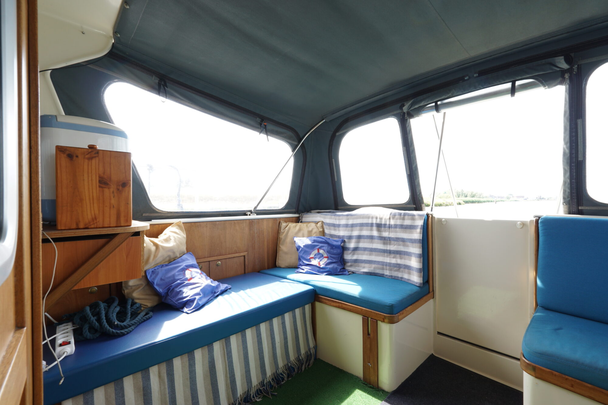 foto: 18 Bach Bach Yacht 10.50 OK