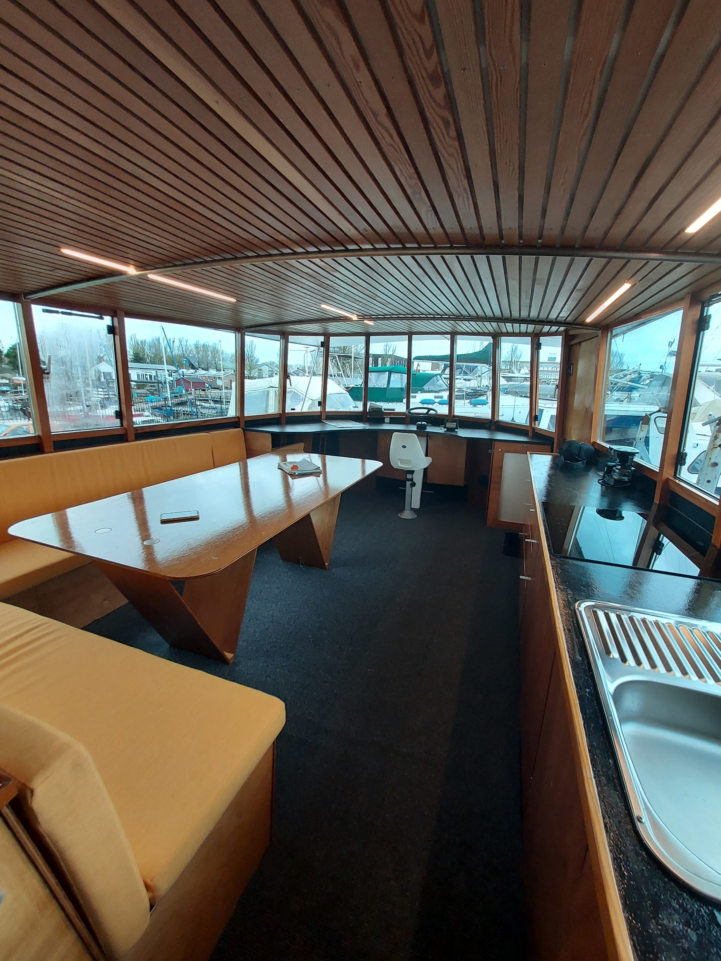 foto: 7 Motor Catamaran 11.60