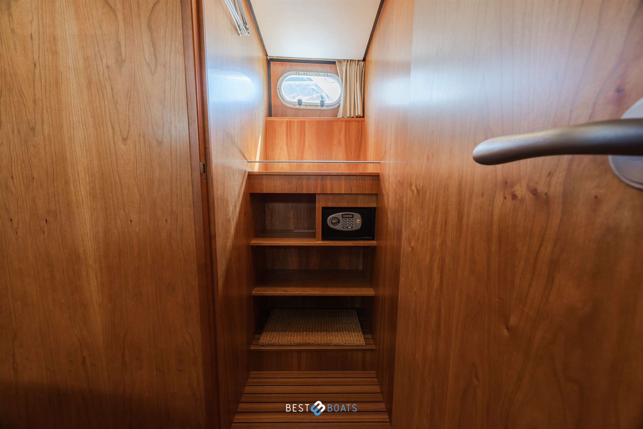foto: 16 Linssen Grand Sturdy 45.9 AC