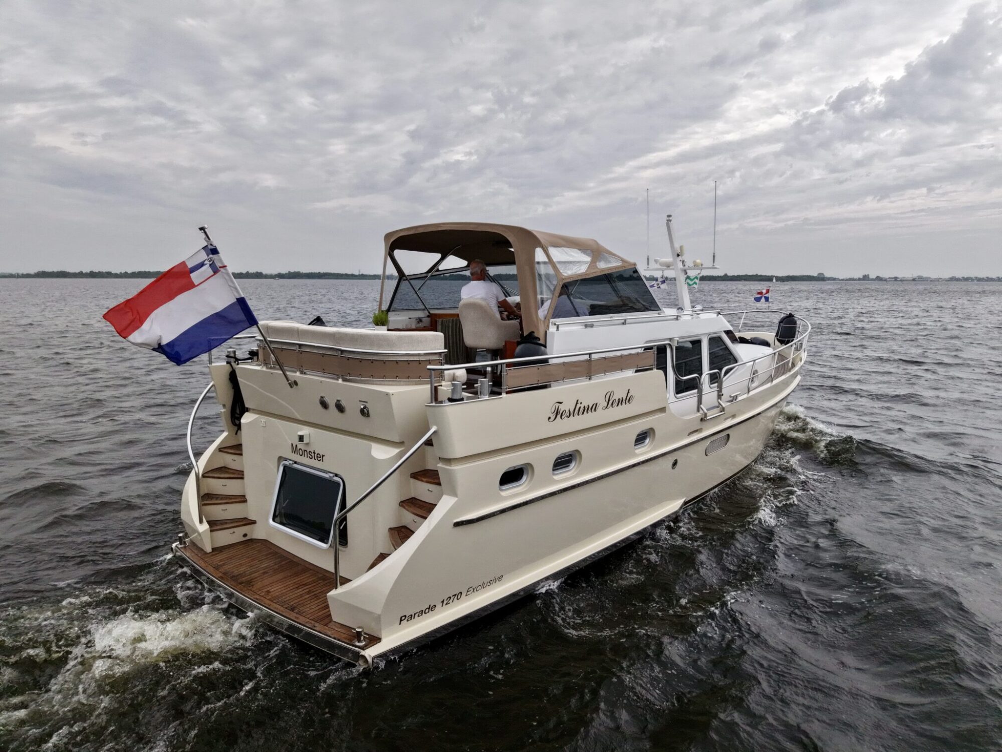 foto: 30 Van Vossen Van Vossen Parade 12.70 AK Exclusive