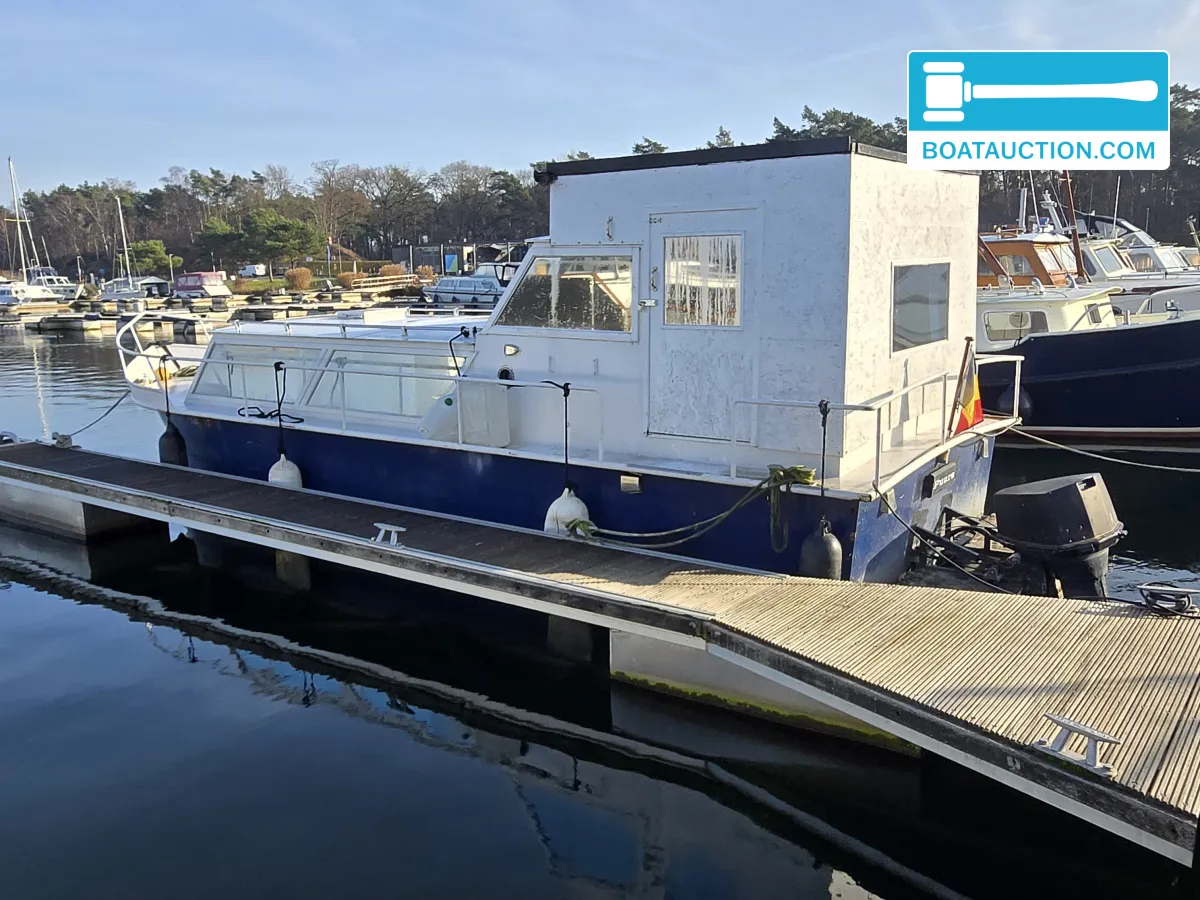 foto: 12 Motorboot 900