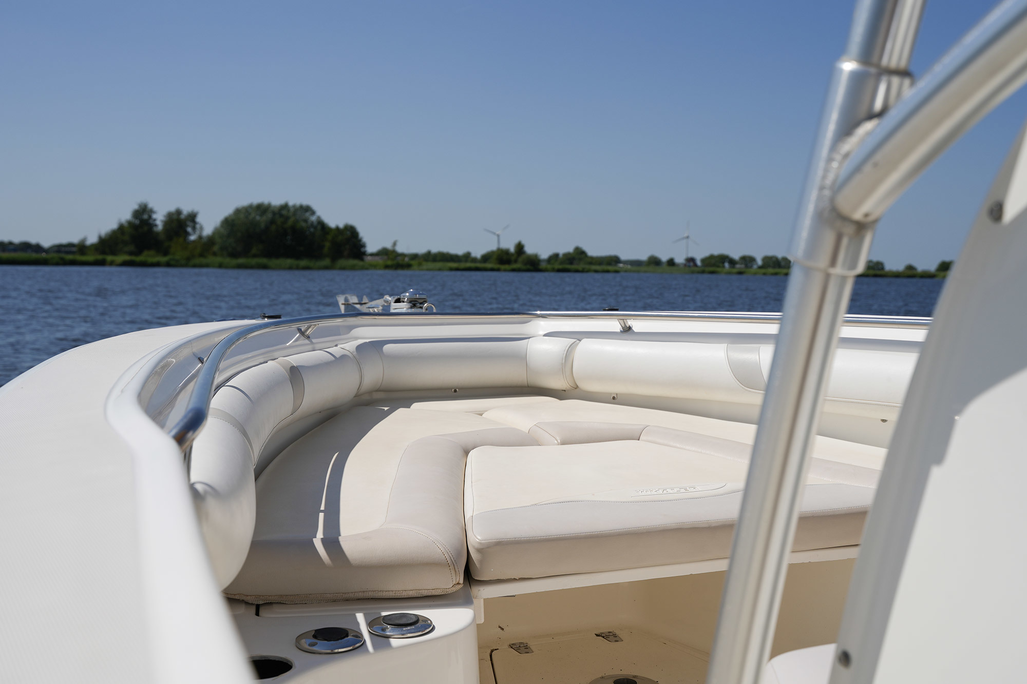 foto: 13 Boston Whaler 270 Outrage