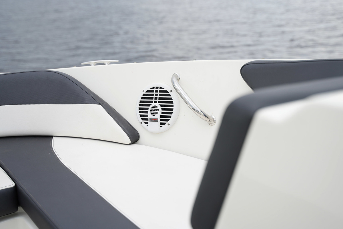 foto: 9 Sea Ray 19 SPX