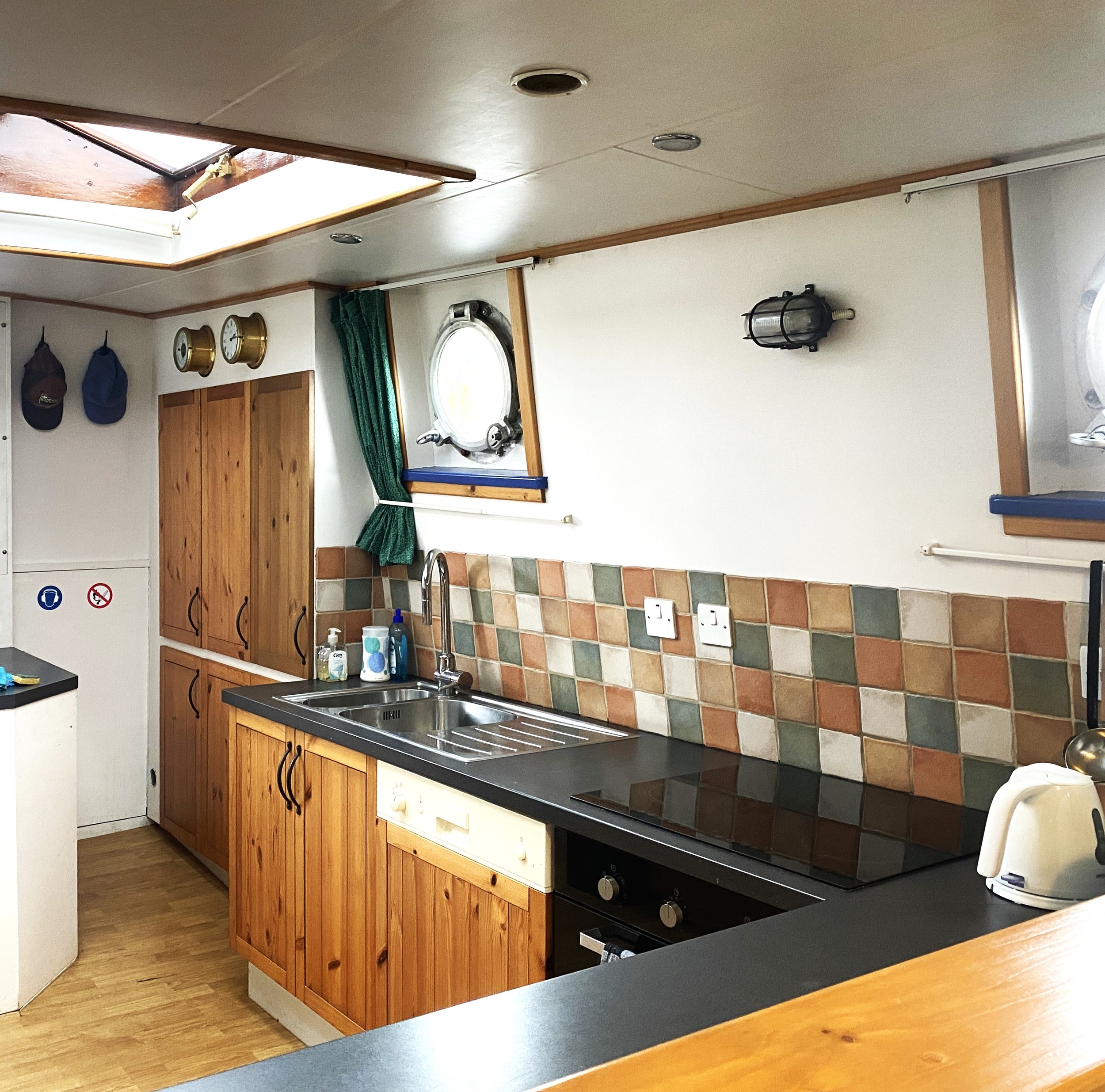 foto: 17 Skutsje Varend Woonschip 19.98
