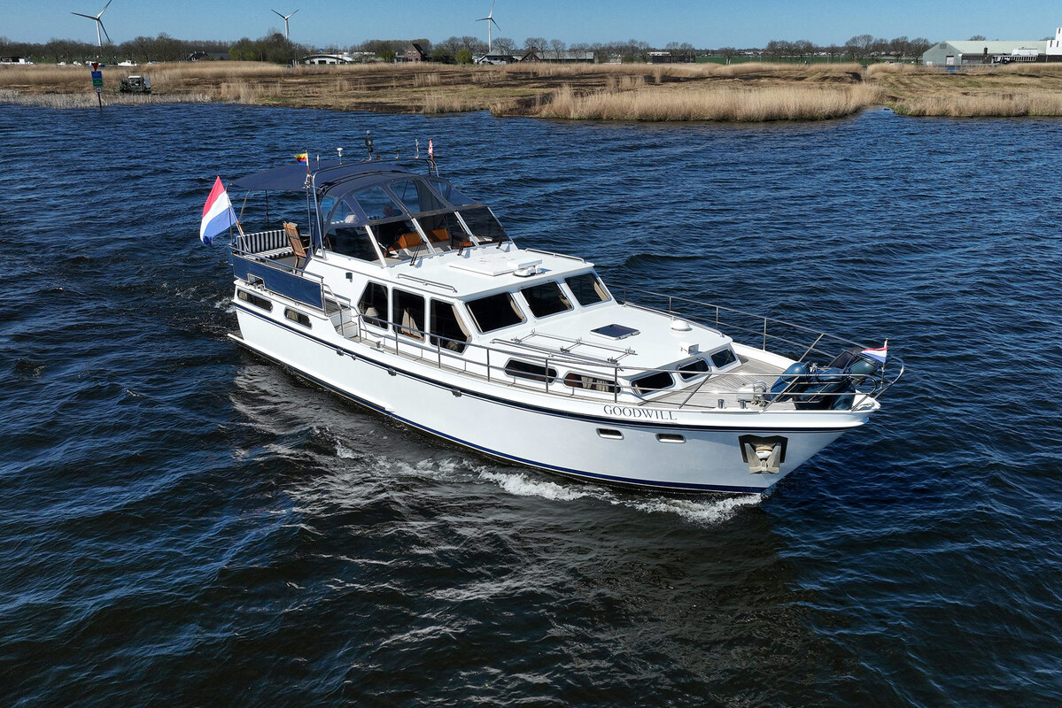 foto: 13 Valkkruiser 1350 AK