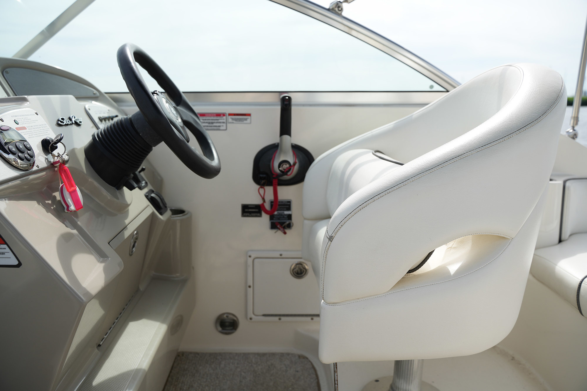 foto: 21 Sea Ray 255 Sundancer