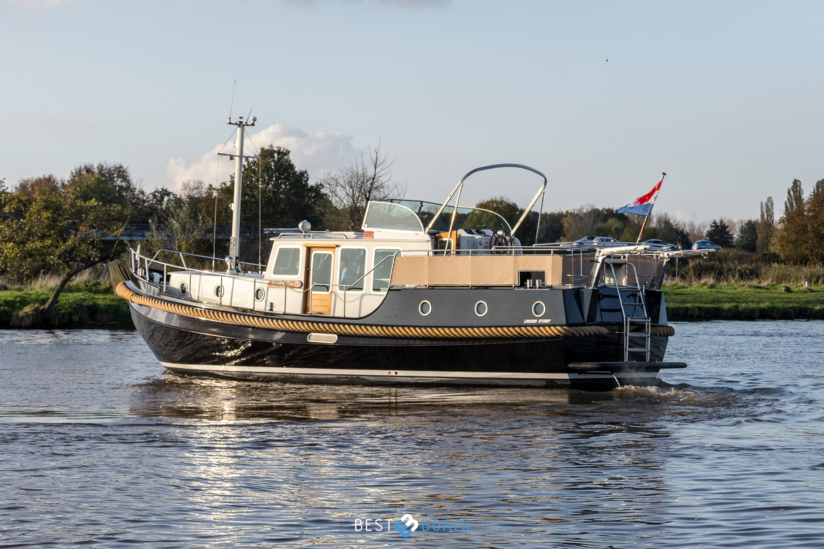 foto: 4 Linssen CLASSIC STURDY 400 AC