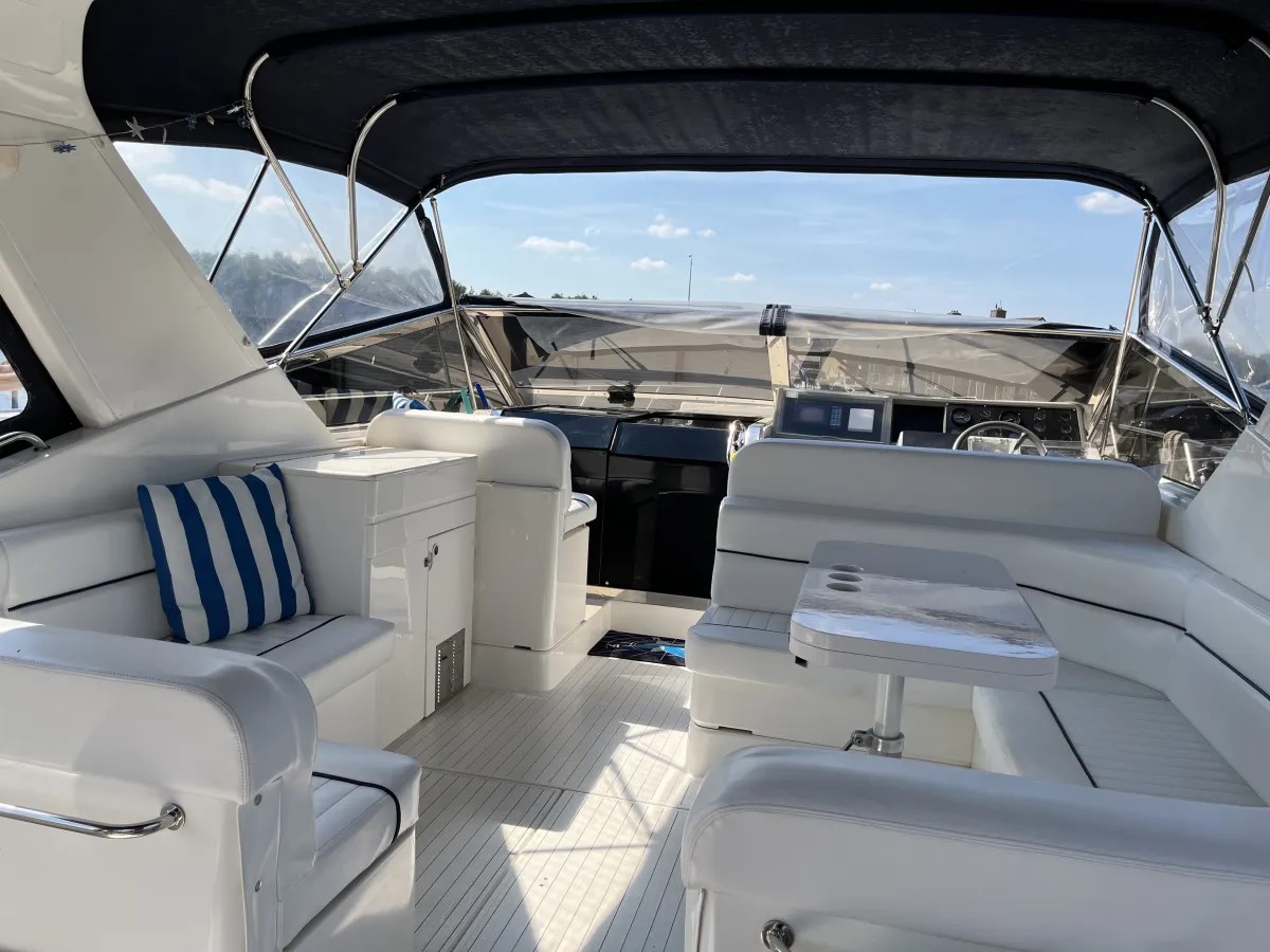 foto: 8 Princess Riviera 46