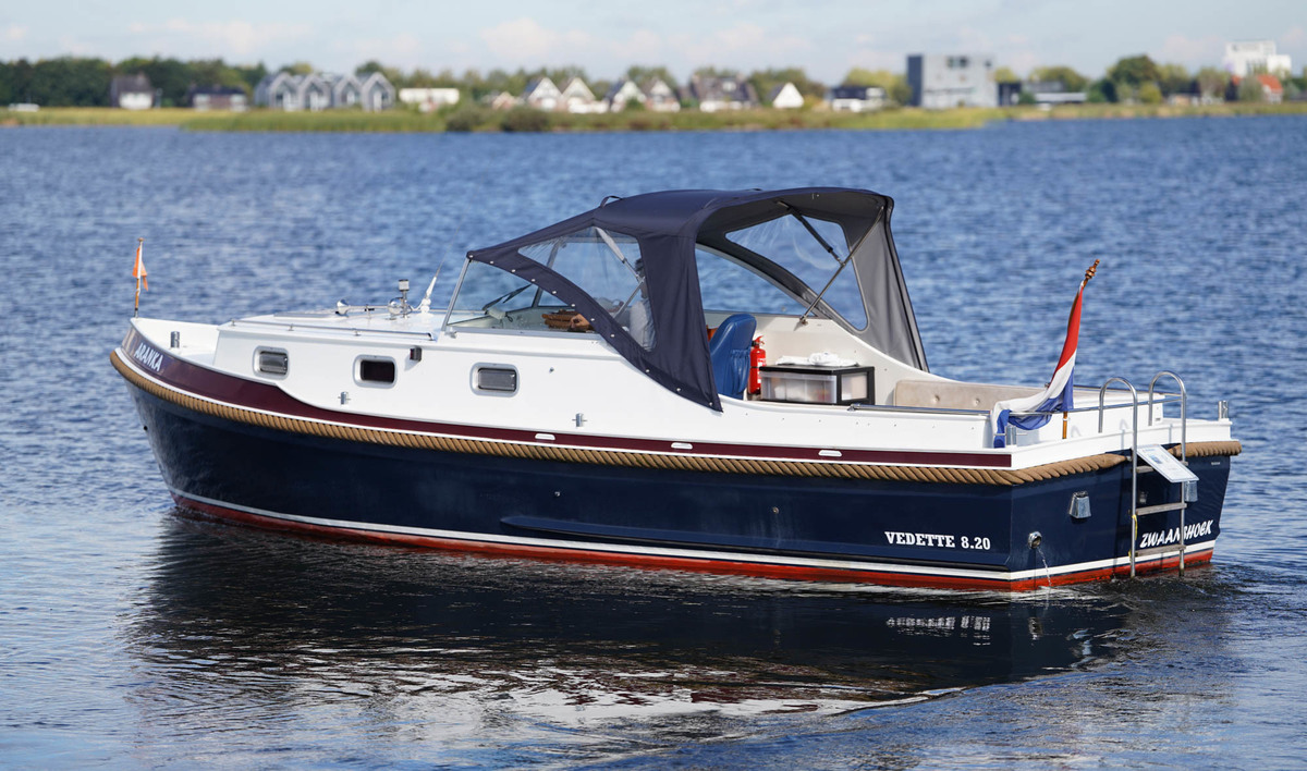 foto: 19 Vedette 8.20 V/OK
