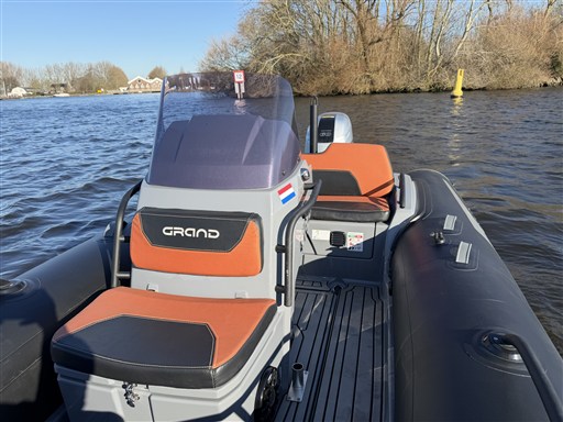 foto: 8 Grand 420 Golden Line