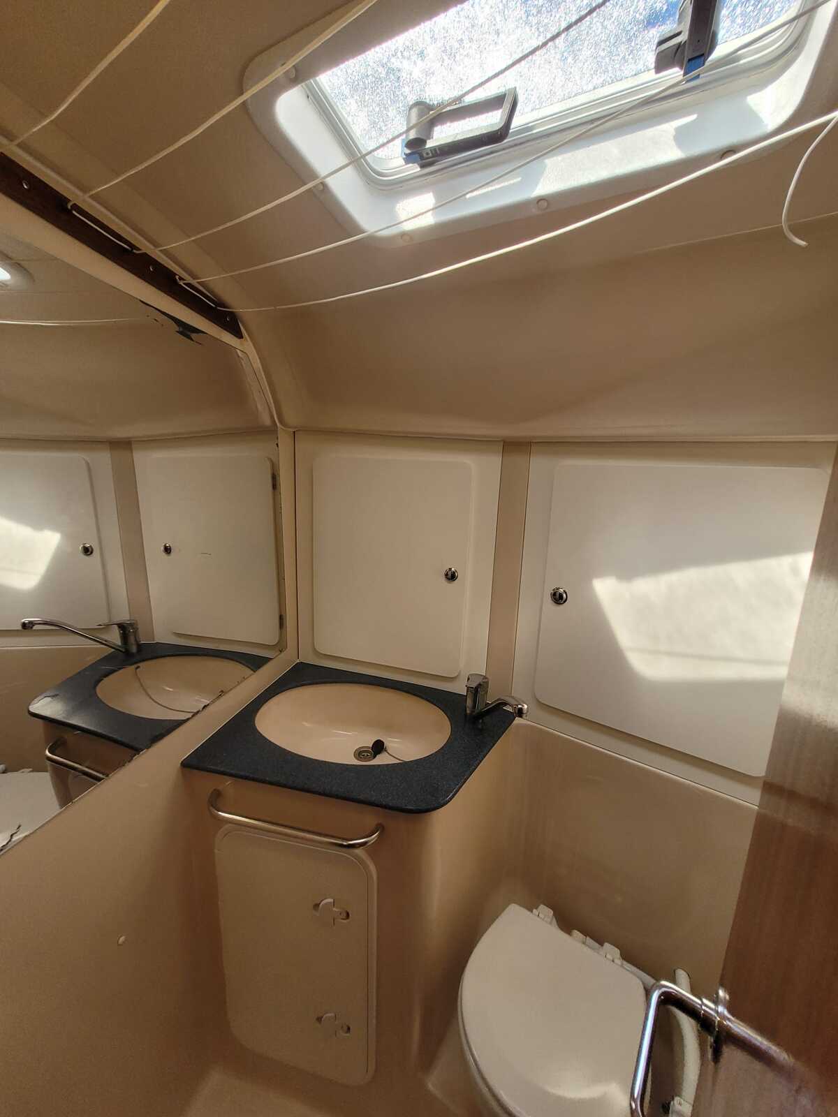 foto: 11 Bavaria 40-3