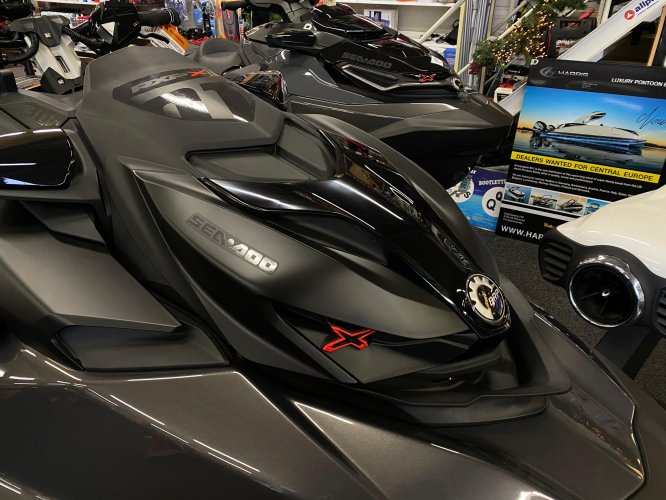 foto: 8 Sea-Doo RXP X-rs 300 W/audio