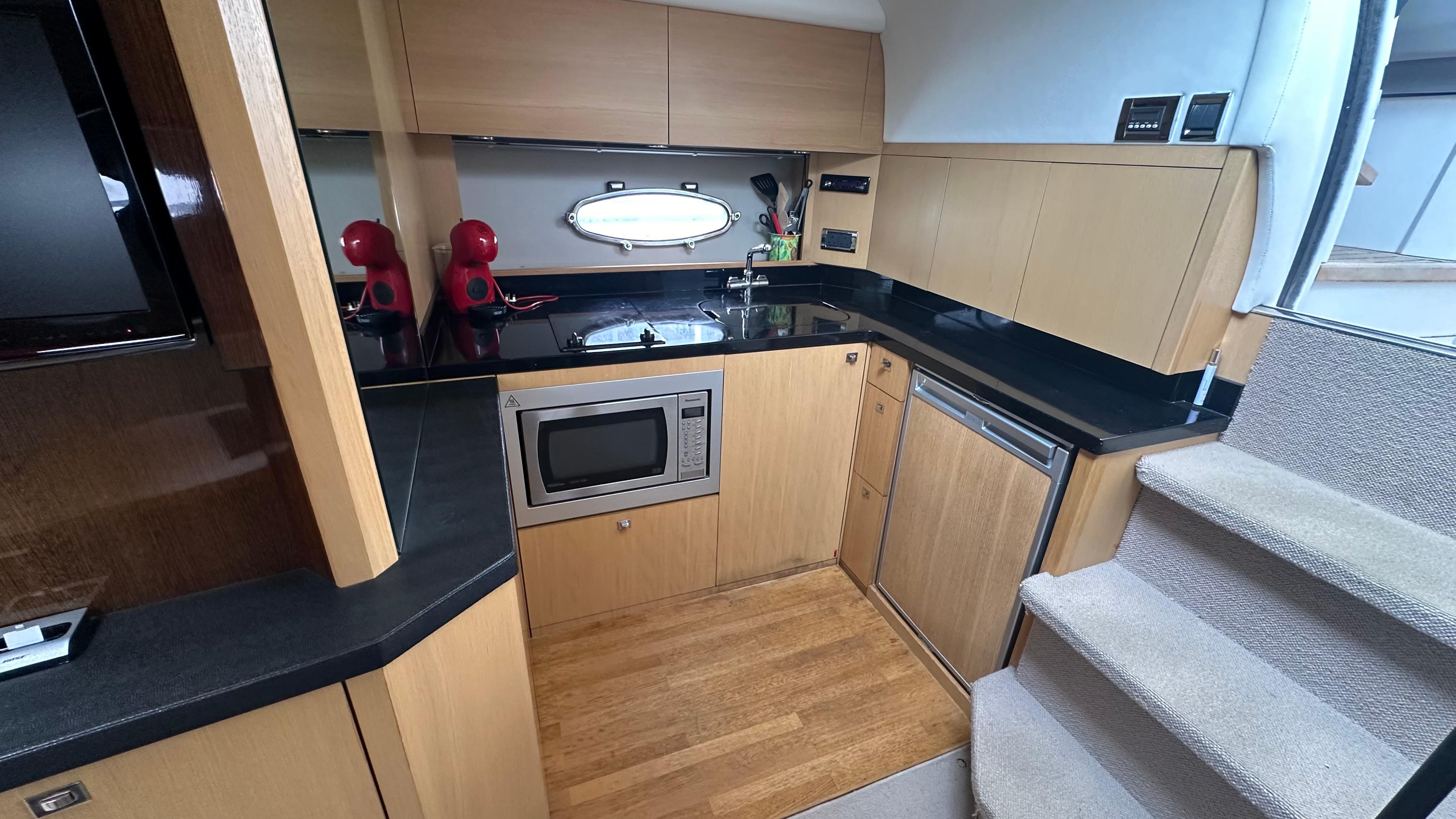 foto: 12 Princess V 42