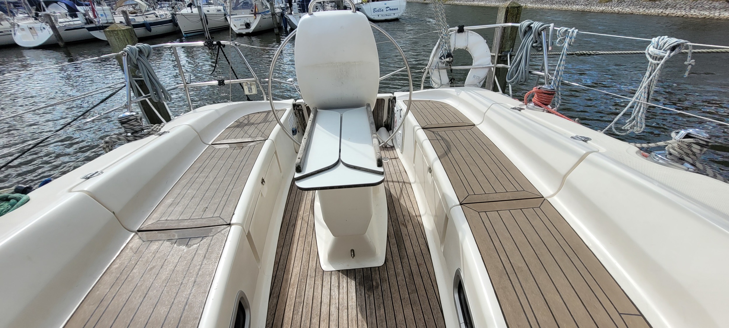 foto: 11 Bavaria 38 Cruiser