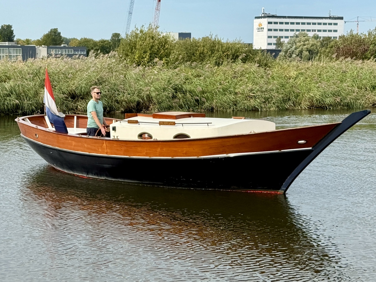 Qullet 900 Kajuitsloep