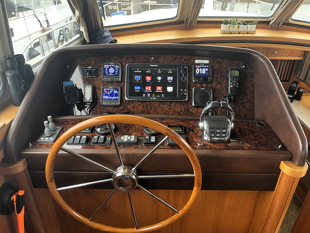 foto: 21 Linssen Grand Sturdy 470 Sedan Wheelhouse