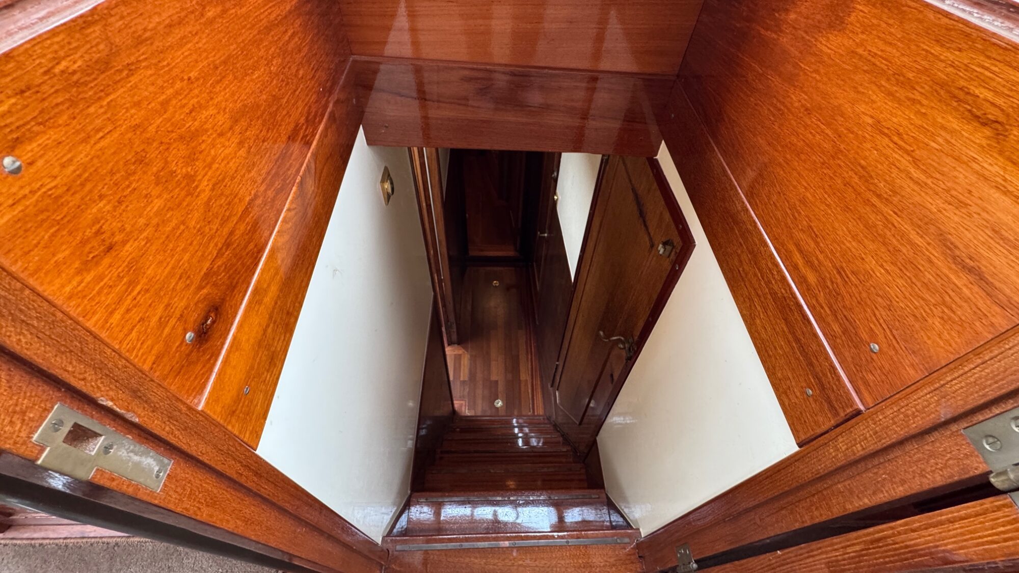 foto: 15 Silver Silver Rondspantkotter 19.44 VS