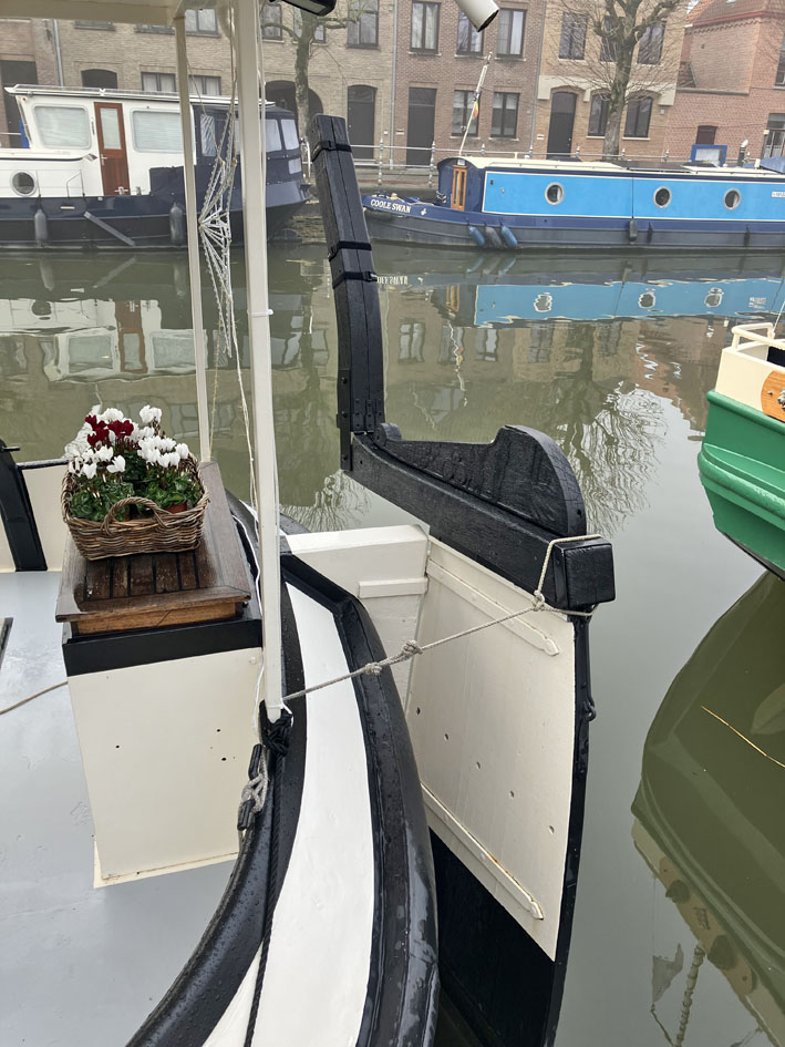 foto: 10 Varend Woonschip Skutsje 17.12