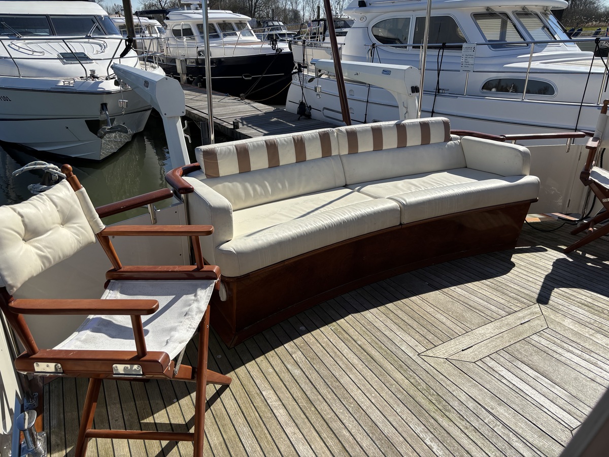 foto: 8 Super Van Craft 14.80 Cabrio