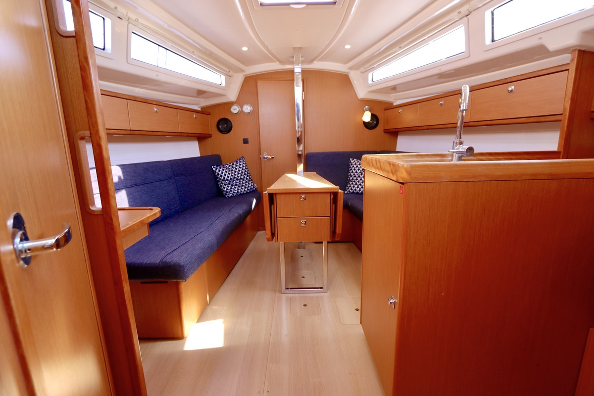 foto: 12 Bavaria 33 Cruiser