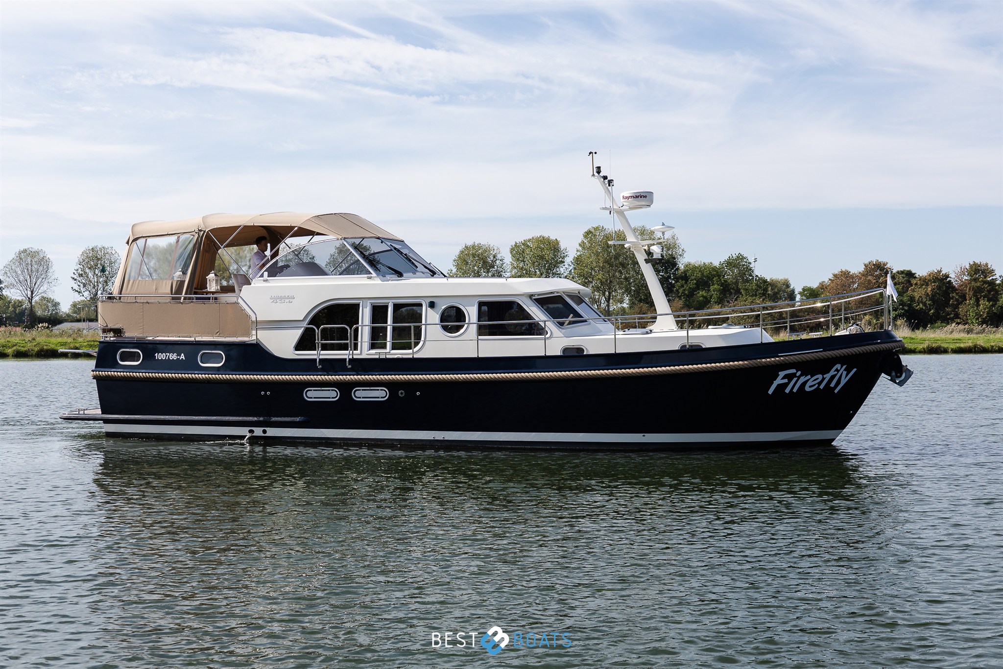 foto: 4 Linssen Grand Sturdy 43.9 AC