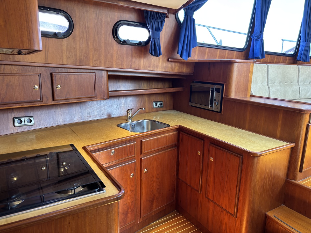 foto: 14 Explorer 45