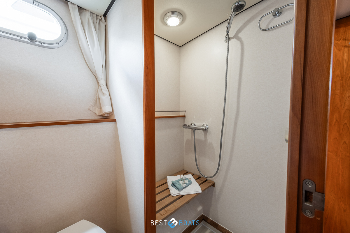 foto: 10 Linssen Grand Sturdy 40.9 AC