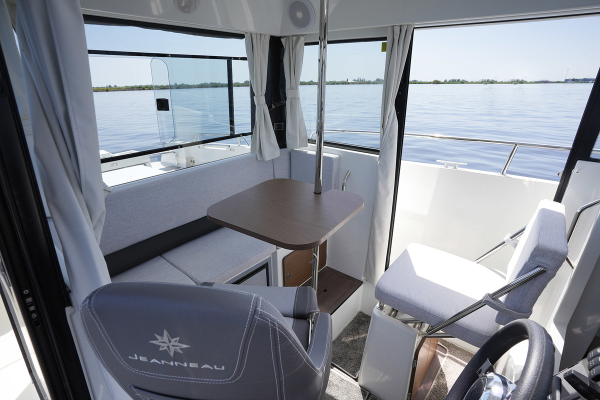 foto: 17 Jeanneau Merry Fisher 795 Sport Serie 2