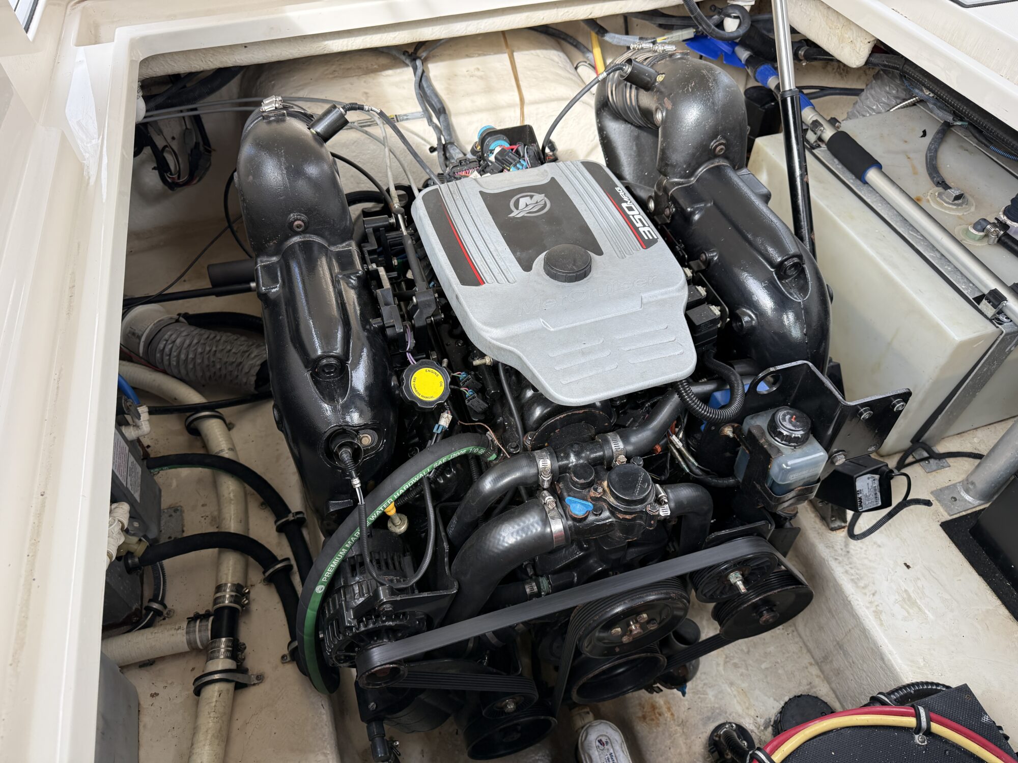 foto: 9 Monterey Monterey 260 Sport Cruiser